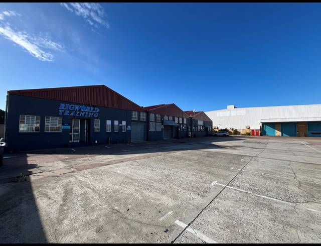 300M² WAREHOUSE TO LET IN MAITLAND